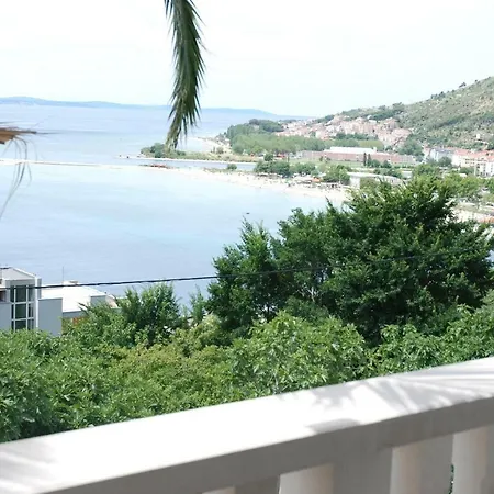Domazet * Omis