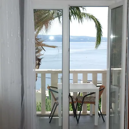 Domazet Apartment Omis