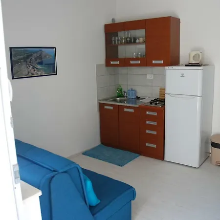 Domazet Apartment *